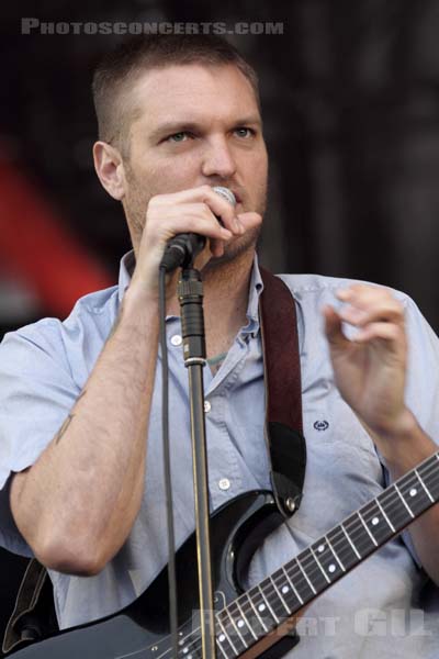 COLD WAR KIDS - 2011-06-24 - PARIS - Hippodrome de Longchamp - 